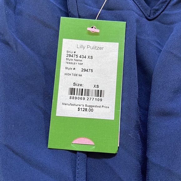 Beautiful shirt- as is - Picture 3 of 3